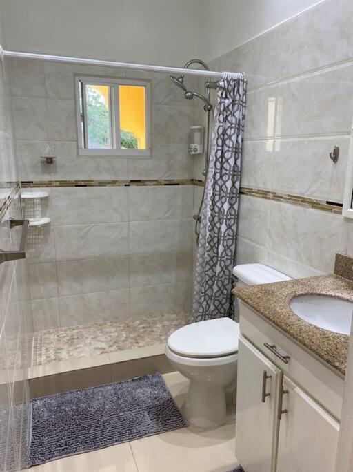 Lovely 2 Bedroom Apartment In Quiet Neighborhood! 필립스버그 외부 사진